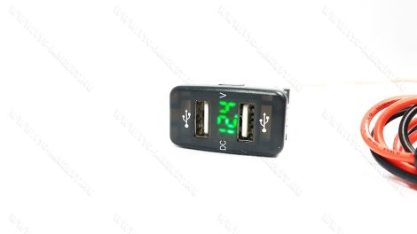 Autós 12V 24V beépíthető dupla USB töltő, voltmérő, tablet és okostelefon, telefon töltő, Zöld