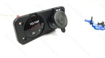   Autós 12V 24V feszültségmérő, voltmérő, beépíthető dupla panel, USB töltő Piros LED