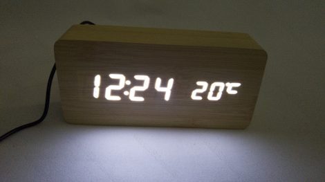 Design asztali LED óra, hang és érintés vezérelt LED óra, fehér